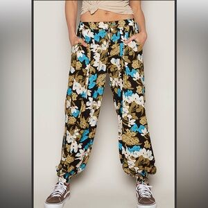 POL Floral Print Pants - Blue, White, Brown